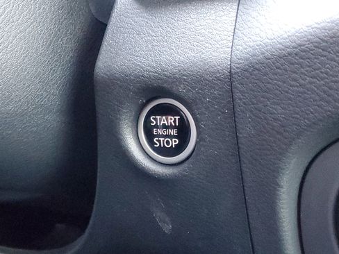 Used 2024 Nissan Frontier SL w/ Technology Package image 30