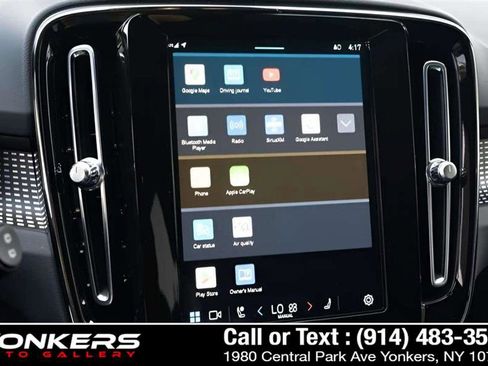 Used 2023 Volvo XC40 B5 Ultimate w/ Protection Package Premier image 17