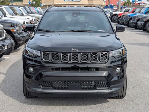 New 2026 Jeep Compass Latitude image 10