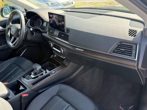 Used 2023 Audi Q5 2.0T Premium w/ Convenience Package AWD/4WD image 19