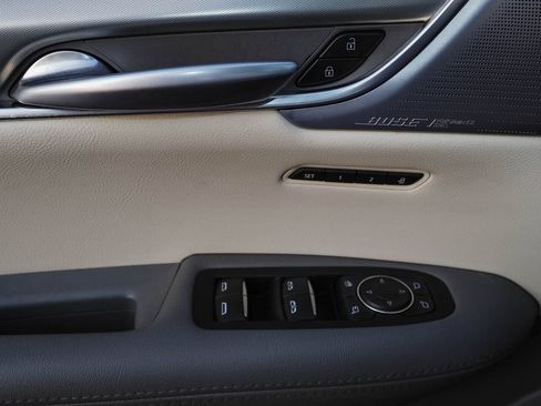 Certified 2025 Cadillac XT5 Premium Luxury FWD image 21