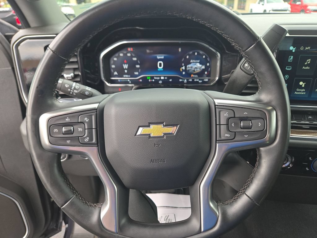 Used 2024 Chevrolet Silverado 1500 LT AWD/4WD image 13