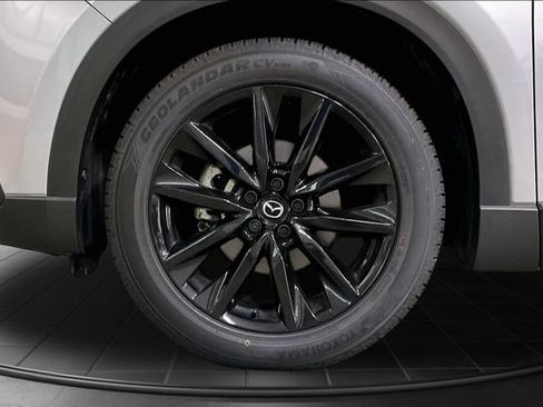 Certified 2023 MAZDA CX-9 Touring Plus AWD/4WD image 9