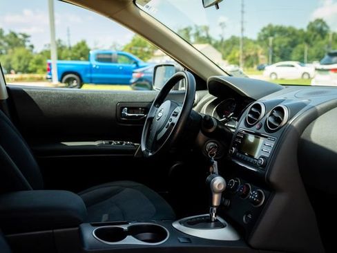 Used 2013 Nissan Rogue S w/ Special Edition Pkg FWD image 23