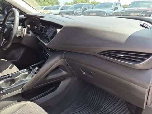 Used 2022 Buick Envision Preferred w/ Sport Touring Package FWD image 40