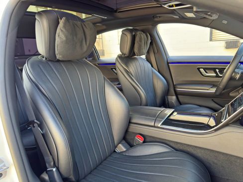 Used 2023 Mercedes-Benz S 500 4MATIC w/ AMG Line image 46