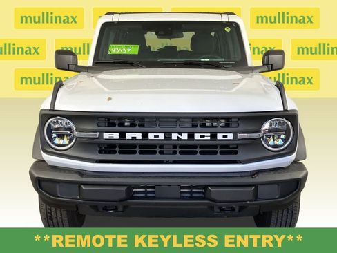 New 2025 Ford Bronco 4-Door image 15