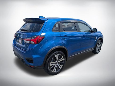 New 2025 Mitsubishi Outlander Sport SE image 3