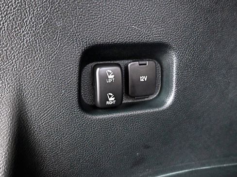 Used 2020 Ford Edge SEL w/ Cold Weather Package image 32