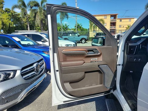 Used 2024 GMC Sierra 1500 Denali w/ Technology Package image 24