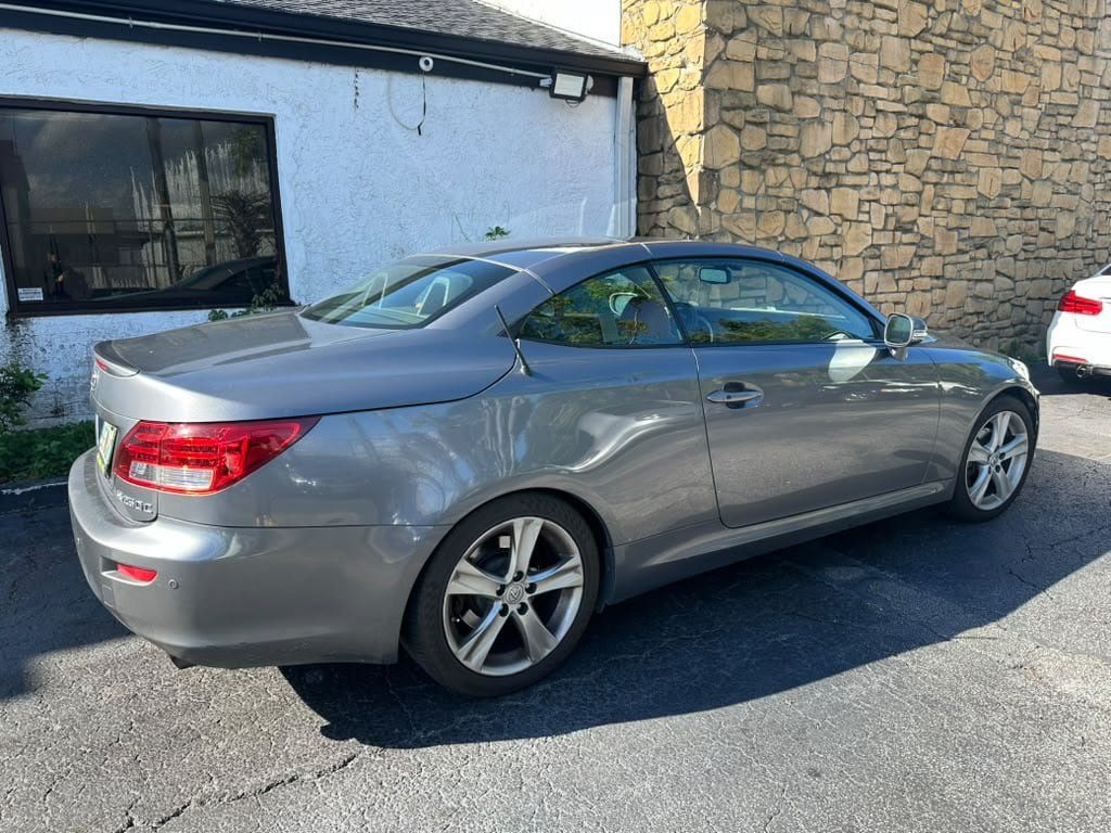 Used 2012 Lexus IS 250C w/ Luxury Pkg RWD image 9