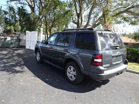Used 2010 Ford Explorer XLT image 12