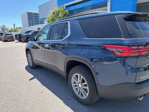 Used 2023 Chevrolet Traverse LT image 12