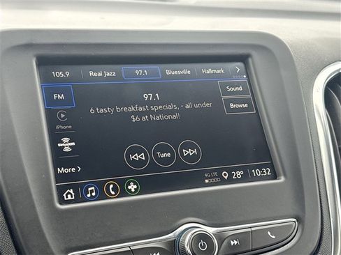 Used 2022 Chevrolet Equinox LT image 13