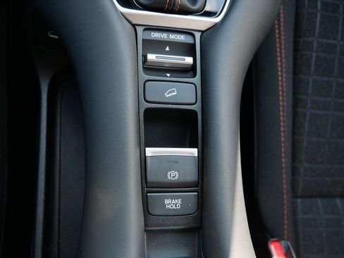 Used 2024 Honda HR-V Sport image 23