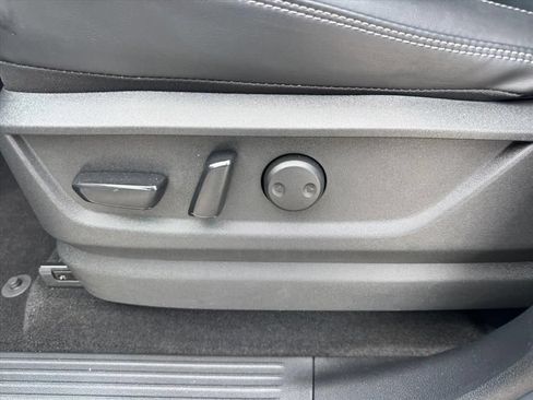 Certified 2025 Nissan Armada SL AWD/4WD image 17
