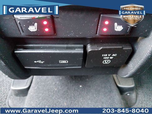 Used 2019 Jeep Cherokee Overland AWD/4WD image 22