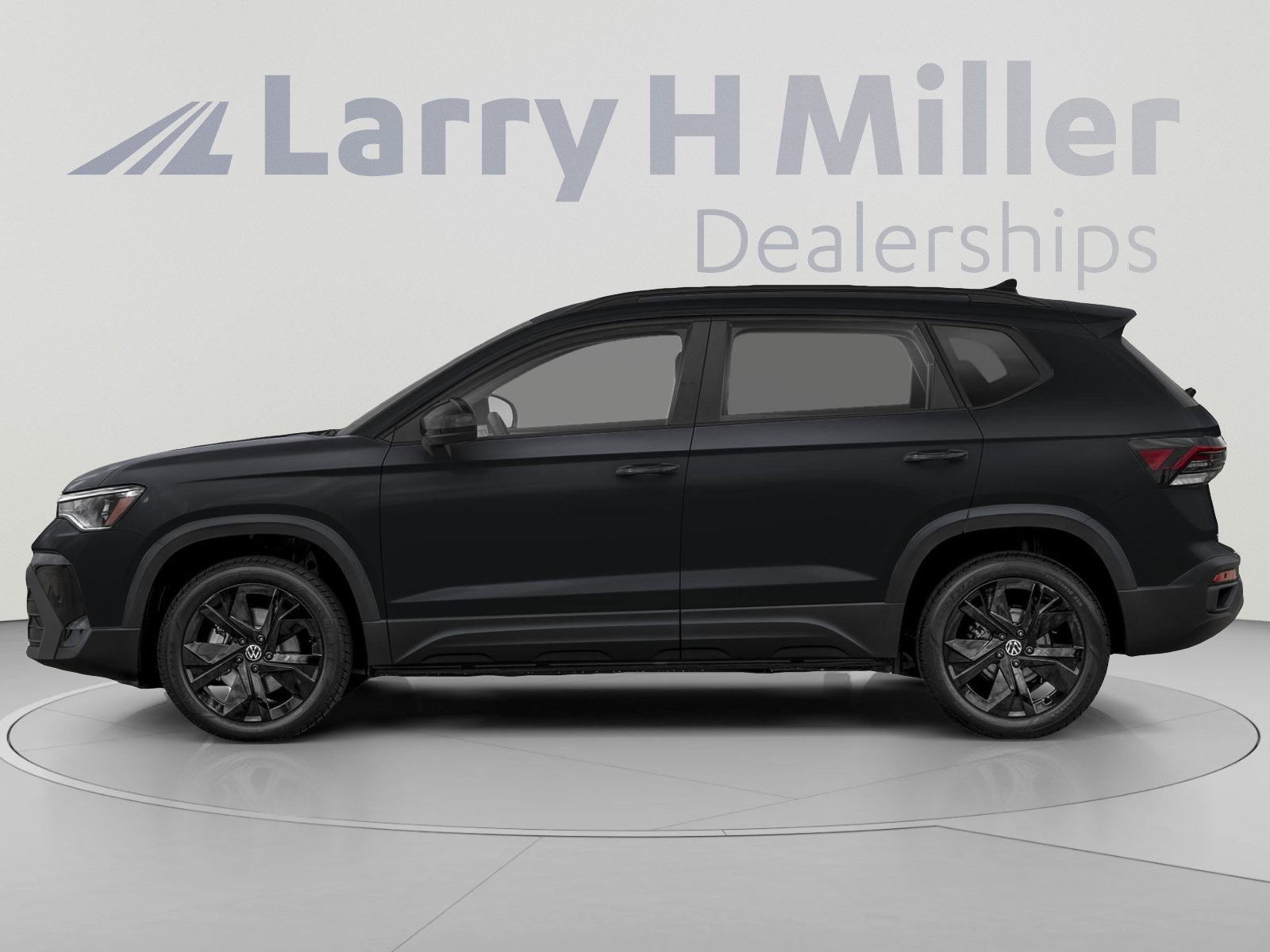 Used 2025 Volkswagen Taos SE AWD/4WD image 3