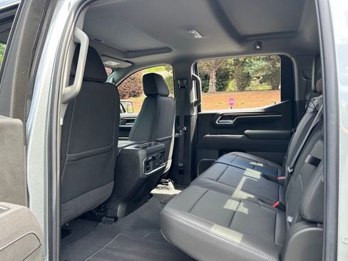 Used 2025 GMC Sierra 1500 SLT w/ SLT Premium Package image 48