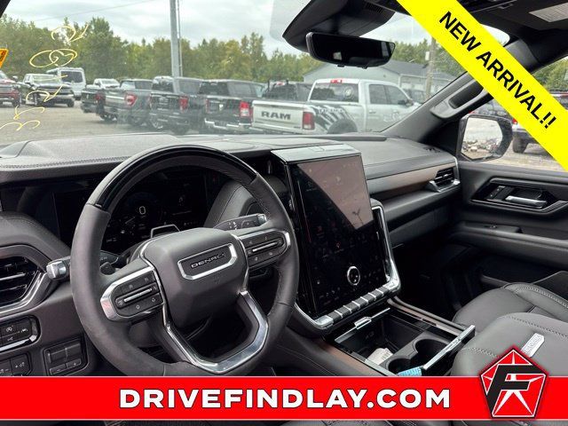Used 2026 GMC Yukon Denali w/ Advanced Technology Package AWD/4WD image 3