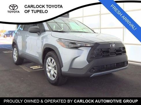 Used 2026 Toyota Corolla Cross L image 3