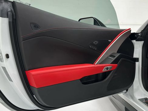 Used 2017 Chevrolet Corvette Z06 image 16