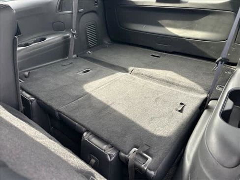 Used 2017 Nissan Pathfinder Platinum w/ Family Entertainment Package image 16