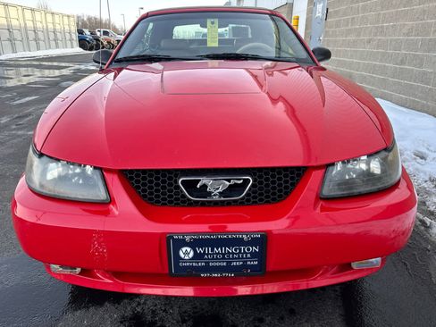 Used 2003 Ford Mustang Deluxe image 4