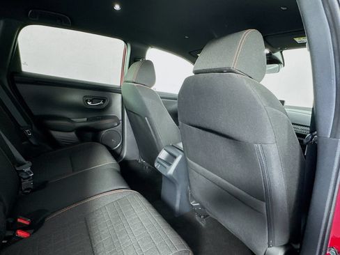 Used 2025 Honda HR-V Sport image 30