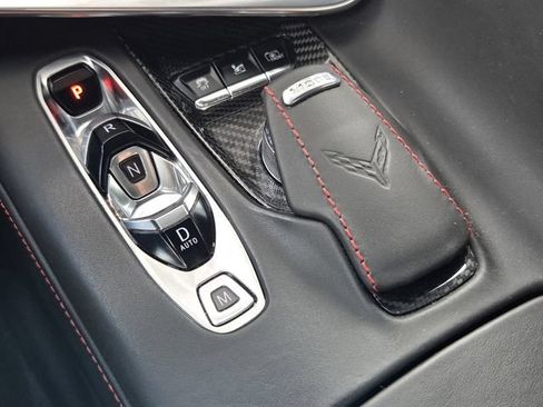 Used 2021 Chevrolet Corvette Stingray Premium Cpe w/ Z51 Performance Package RWD image 18
