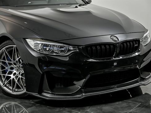 Used 2017 BMW M4 Coupe RWD image 2