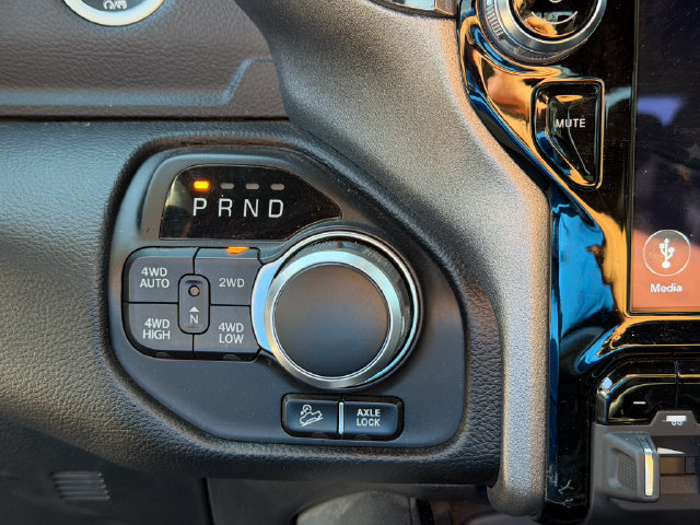 Used 2020 RAM 1500 Big Horn w/ Built-to-serve Edition AWD/4WD image 14