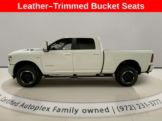 Used 2025 RAM 2500 Laramie AWD/4WD image 2