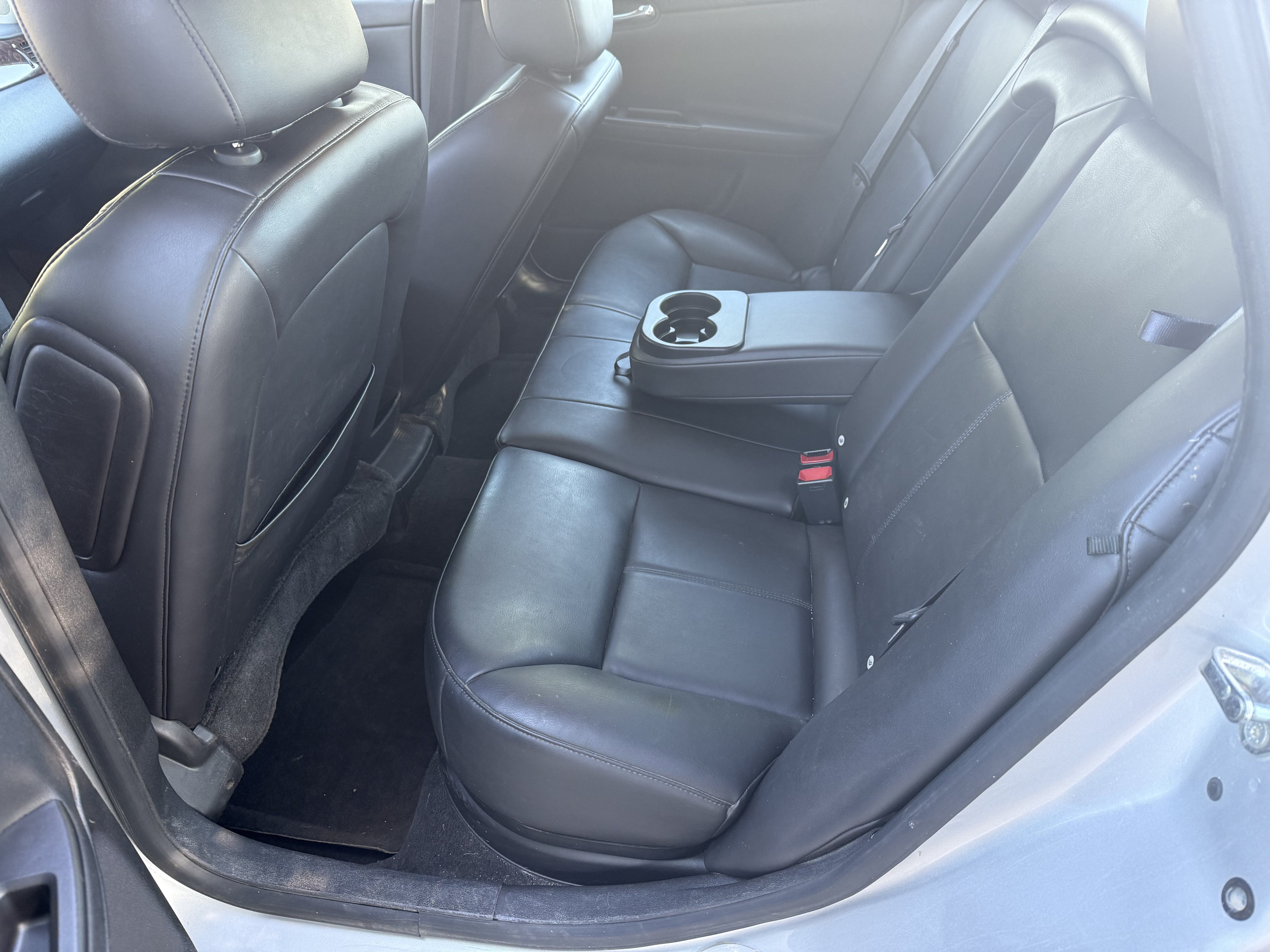 Used 2016 Chevrolet Impala LTZ FWD image 11
