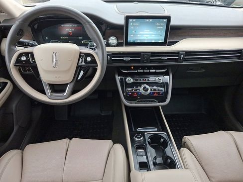 Certified 2022 Lincoln Corsair Reserve w/ Equipment Group 201A image 11