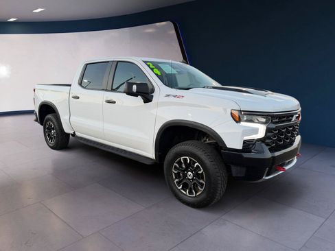 Used 2024 Chevrolet Silverado 1500 ZR2 w/ Technology Package AWD/4WD image 7
