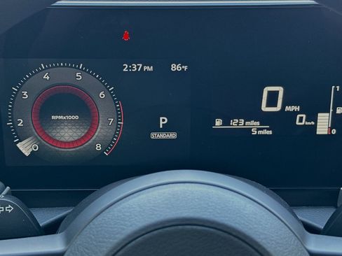 Certified 2025 Nissan Kicks S image 41