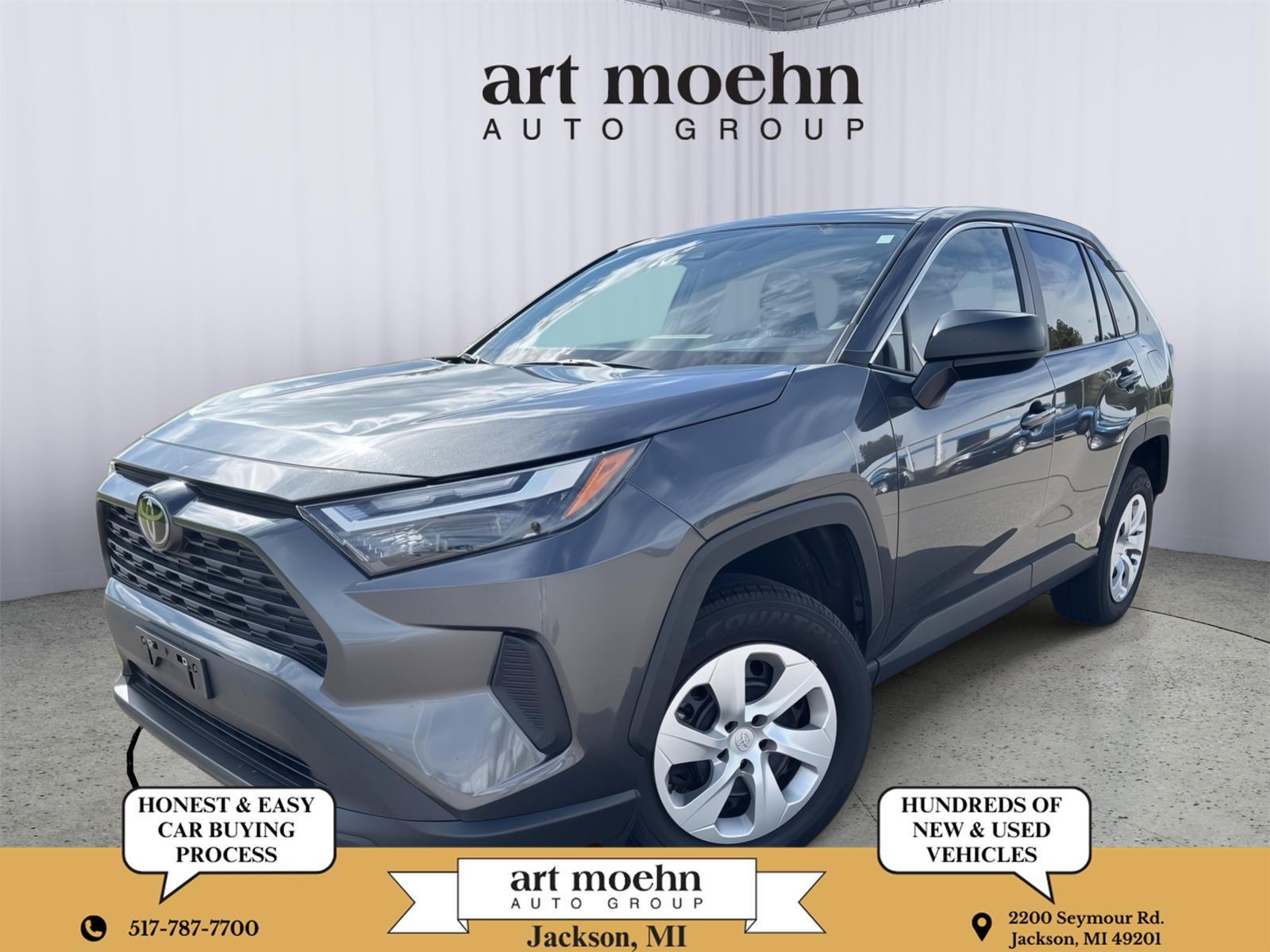 Used 2025 Toyota RAV4 LE AWD/4WD image 1
