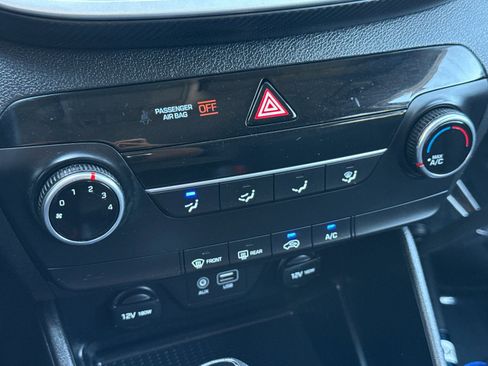 Used 2021 Hyundai Tucson SE image 19