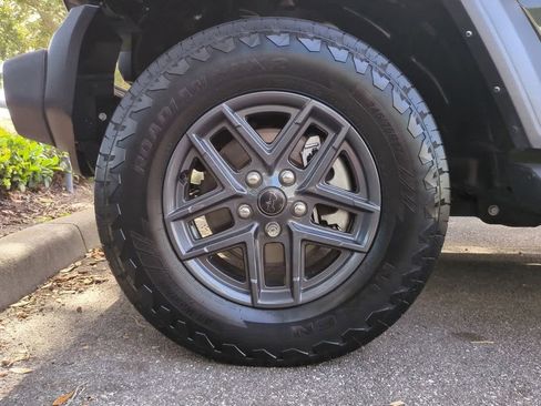 Used 2024 Jeep Wrangler Sport S image 14