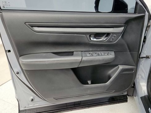Used 2025 Honda CR-V Sport-L image 11