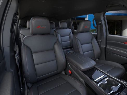 New 2026 Chevrolet Traverse Z71 image 17