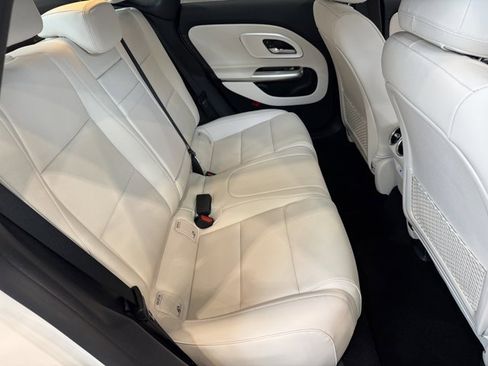 New 2026 Mercedes-Benz CLA 250+ image 5