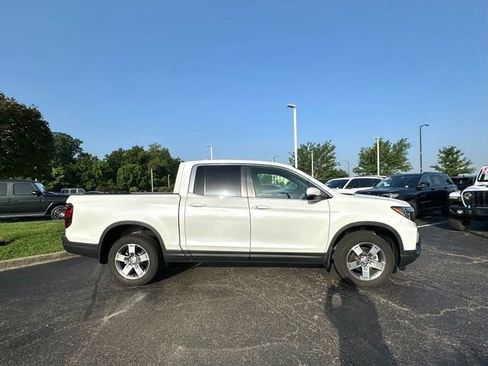 Used 2025 Honda Ridgeline RTL image 17