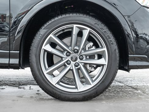 Certified 2024 Audi Q3 2.0T Premium image 32