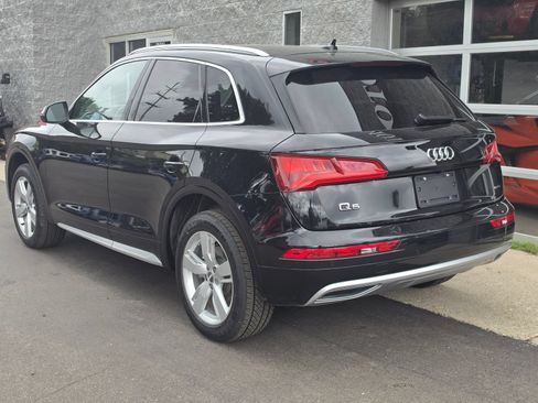 Used 2019 Audi Q5 2.0T Premium Plus w/ Premium Plus Package AWD/4WD image 5