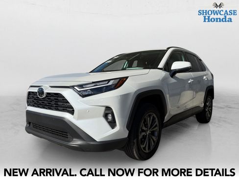 Used 2025 Toyota RAV4 XLE Premium w/ Weather Package image 2