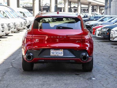 Used 2024 Genesis GV70 2.5T w/ Sport Prestige Package image 5