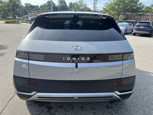 Certified 2023 Hyundai Ioniq 5 SEL AWD/4WD image 6