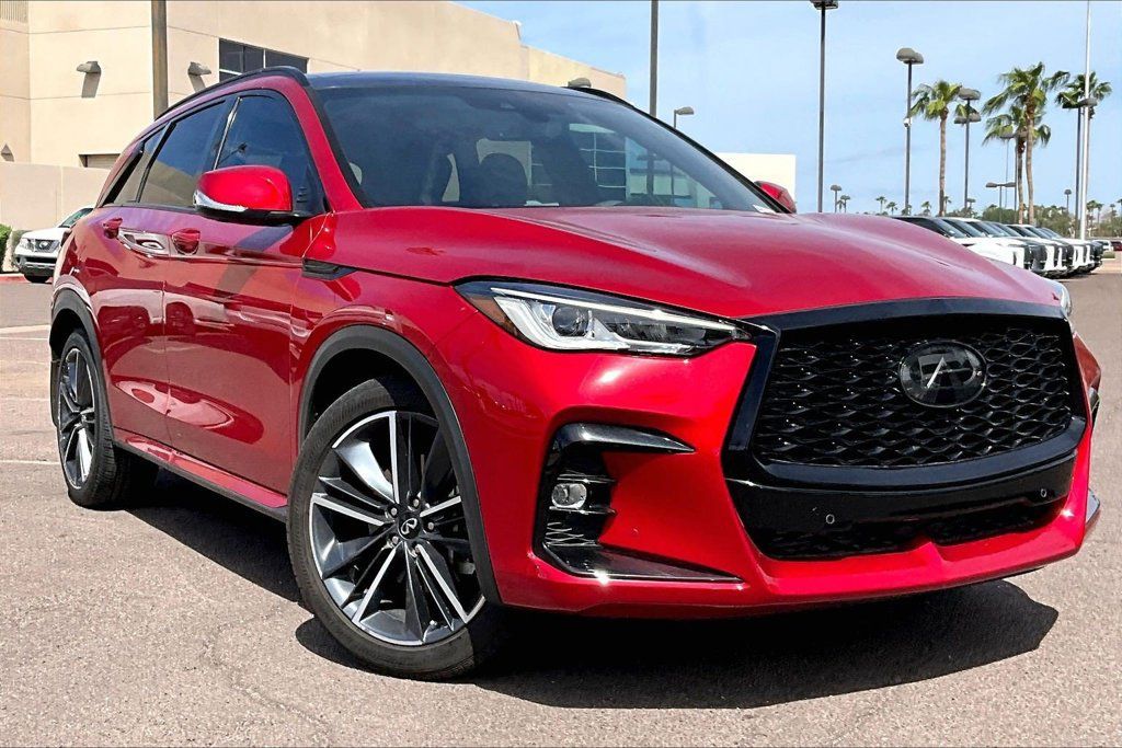 Used 2024 INFINITI QX50 Sport AWD/4WD image 2